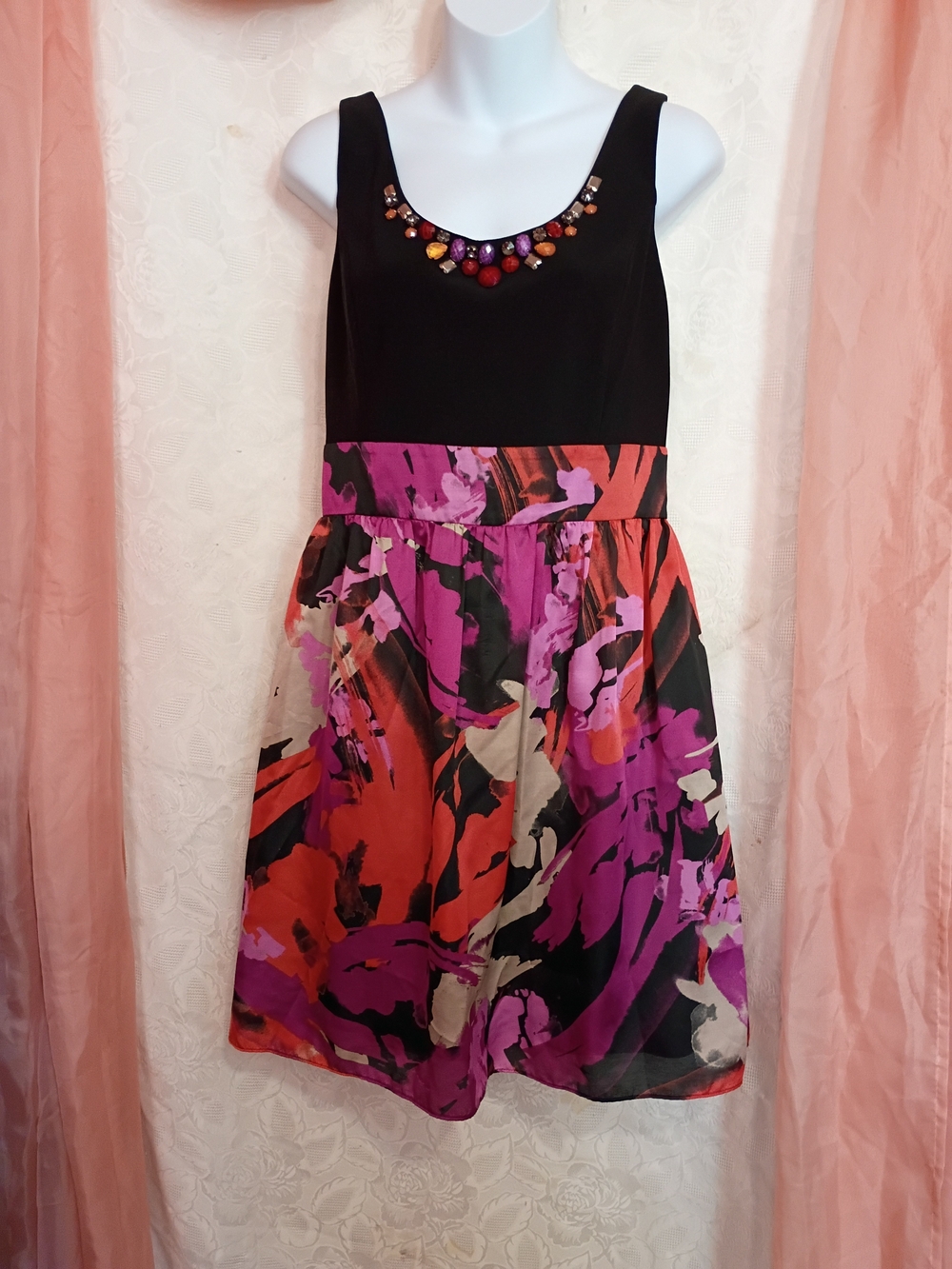 Jessica Howard Ladies Black Floral Midi Dress w/Beaded Neckline Sz 10